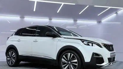 Used Peugeot 3008 Premium 131 HP (96 kW) 2019 White SUV