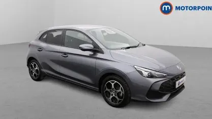 Begagnad MG MG3 Trophy 194 HK (142 kW) 2025 Grå Halvkombi