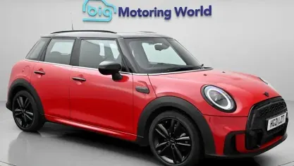 Used Mini Cooper Hatch 136 HP (100 kW) 2021 Red Hatchback