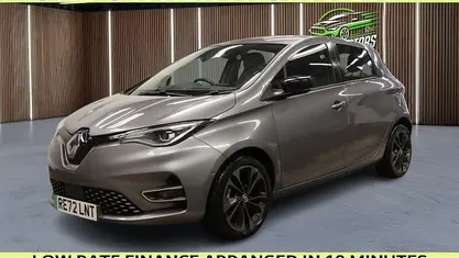 Used Renault Zoe Iconic 100 kW (136 HP) 2024 Hatchback