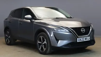 Used Nissan Qashqai N-Connecta 140 HP (102 kW) 2022 Grey SUV