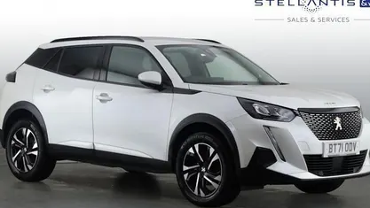 White Used 2021 Peugeot 2008 Allure SUV | £11,969 (Fair price)
