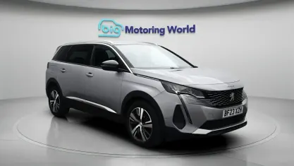 Used Peugeot 5008 Allure+ 131 HP (96 kW) 2023 Grey SUV