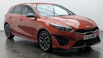 Used Kia Ceed GT-Line 160 HP (117 kW) 2022 Orange Hatchback