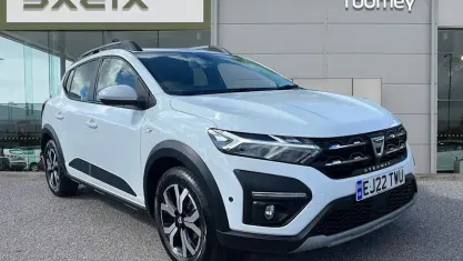 Gebraucht Dacia Sandero Prestige 91 PS (66 kW) 2022 Weiß Kleinwagen