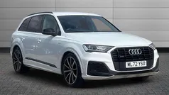 White Used 2022 Audi Q7 Black Edition SUV | £42,650 (Fair price)
