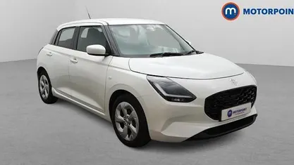 Used Suzuki Swift 82 HP (60 kW) 2025 White Hatchback