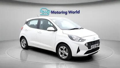Used 2022 Hyundai i10 SE Hatchback | £11,600 (Fair price)
