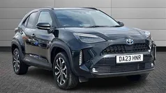 Black Used 2023 Toyota Yaris Cross Design SUV | £23,195 (Fair price)