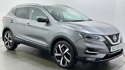 Used Nissan Qashqai Tekna 150 HP (110 kW) 2020 Grey SUV