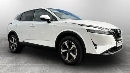 Usado Nissan Qashqai N-Connecta 158 HP (116 kW) 2023 Branco SUV