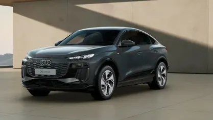 New Audi Q6 e-tron S-Line 225 kW (306 HP) 2026 SUV