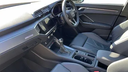 Used 2025 Audi Q3 S-Line SUV | £31,435 (Fair price)