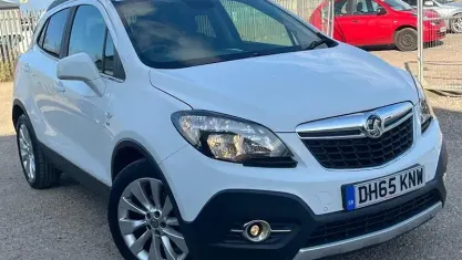 Used Vauxhall Mokka 137 HP (100 kW) 2016 White SUV
