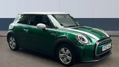 Used 2022 Mini Cooper Classic Hatchback | £15,986 (Fair price)