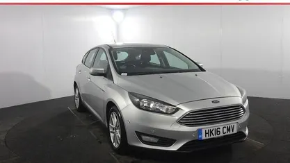 Used Ford Focus Zetec 125 HP (91 kW) 2016 Hatchback