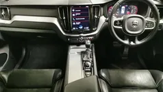 Silver Used 2018 Volvo XC60 R-Design SUV | £19,361 (Good price)