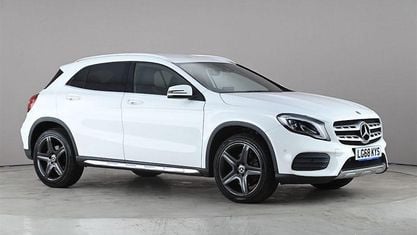 Używany Mercedes GLA220 AMG Line Premium 177 KM (130 kW) 2018 Biały SUV