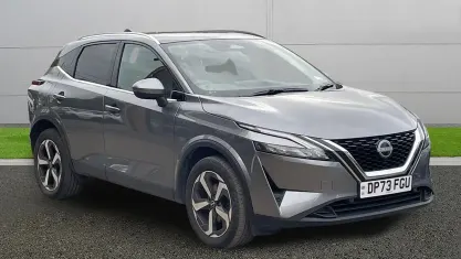 Używany Nissan Qashqai N-Connecta 140 KM (102 kW) 2023 Szary SUV