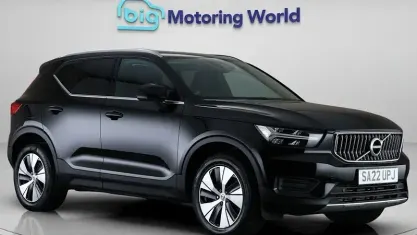 Używany Volvo XC40 Inscription 211 KM (155 kW) 2021 Czarny SUV