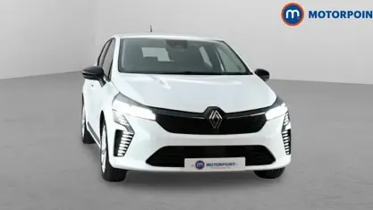 Used Renault Clio Evolution 143 HP (105 kW) 2025 Hatchback