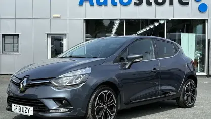Usado Renault Clio IV Iconic 90 HP (66 kW) 2019 Citadino
