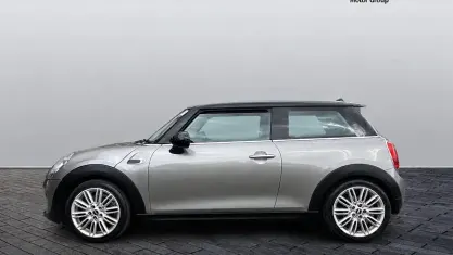 Used Mini Cooper Hatch 136 HP (100 kW) 2017 Silver Hatchback