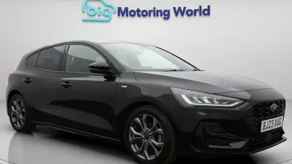 Used Ford Focus ST-Line 125 HP (91 kW) 2023 Black Hatchback