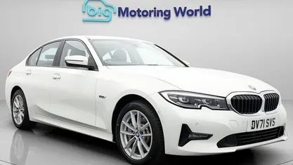 Used 2021 BMW 330e Sedan | £17,500 (Super price)