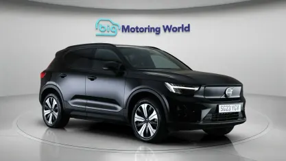 Usado Volvo XC40 Core 169 kW (231 HP) 2022 Preto SUV