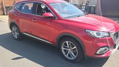 Used MG HS Excite 162 HP (119 kW) 2021 Red SUV