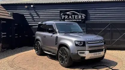 Used Land Rover Defender S 200 HP (147 kW) 2021 Grey SUV