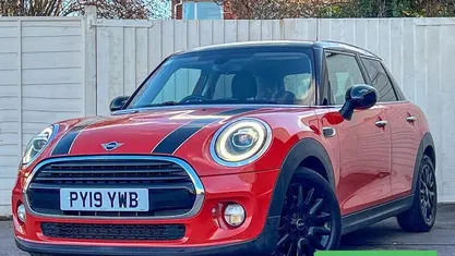 Used 2020 Mini Cooper Classic Hatchback | £10,995 (Good price)