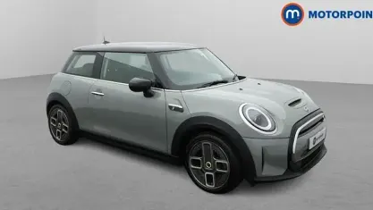 Używany Mini Cooper Level 1 135 kW (184 KM) 2023 Hatchback