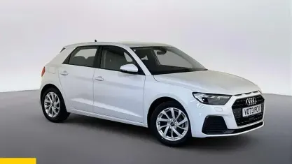Used Audi A1 Sportback Sport 95 HP (69 kW) 2024 White Hatchback