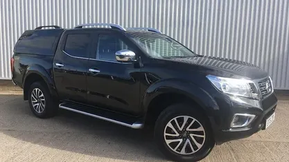 Used Nissan Navara Tekna 190 HP (139 kW) 2016 Pickup