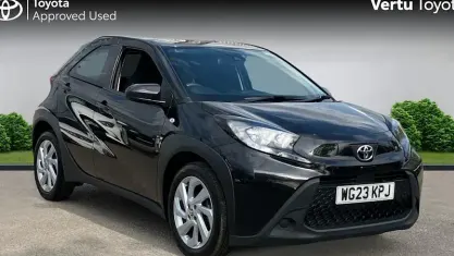 Używany Toyota Aygo X PURE 72 KM (52 kW) 2025 SUV
