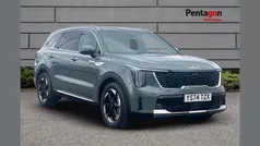 Green Used 2025 Kia Sorento 4 SUV | £44,995 (Fair price)