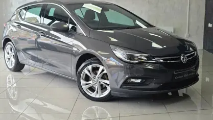 Used Vauxhall Astra SRi 150 HP (110 kW) 2019 Hatchback