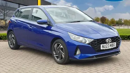 Used Hyundai i20 SE 101 HP (74 kW) 2023 Blue Hatchback