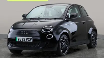 Second-hand Fiat 500e La Prima 86 kW (118 CP) 2025 Hatchback