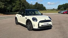 Used 2021 Mini Cooper Classic Hatchback | £17,709 (Fair price)