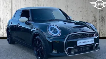 Used Mini Cooper S Hatch 178 HP (130 kW) 2022 Rebel green Hatchback