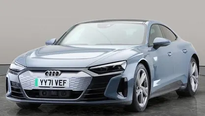 Used Audi e-tron GT quattro Design 389 kW (530 HP) 2024 Sedan