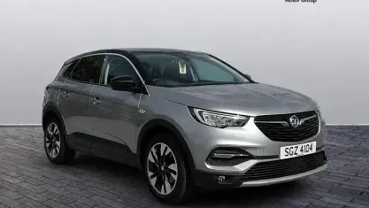 Used Vauxhall Grandland X SRi 131 HP (96 kW) 2020 Grey SUV