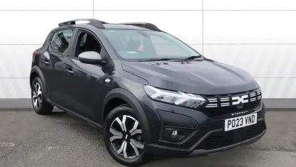 Begagnad Dacia Sandero Journey 91 HK (66 kW) 2022 Grå Halvkombi