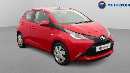 Gebraucht Toyota Aygo X-play 69 PS (50 kW) 2018 Kleinwagen