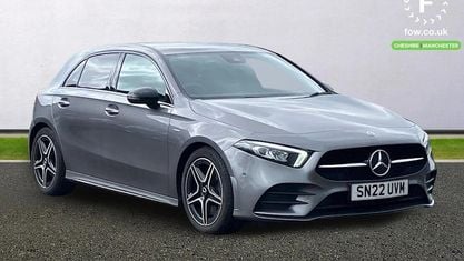 Begagnad Mercedes A250 Executive 224 HK (164 kW) 2022 Grå Halvkombi