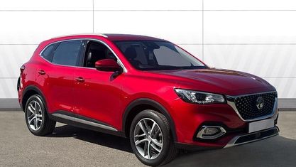 Used MG HS Excite 162 HP (119 kW) 2023 Red SUV