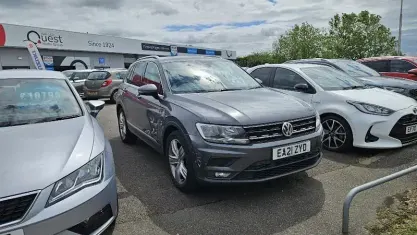 Używany VW Tiguan Match 150 KM (110 kW) 2020 Szary SUV